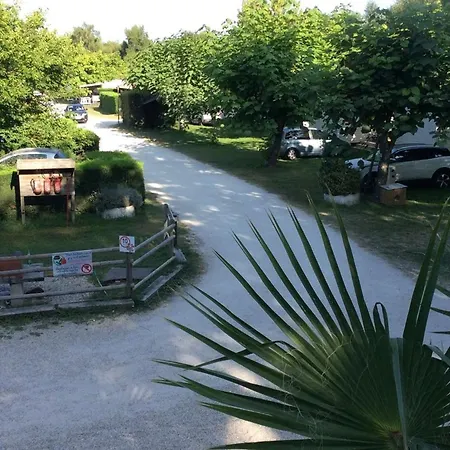 Mobil-home Avec Terrasse - 6 Pers. - Api-1-52-2042 Grayan-et-l'Hopital