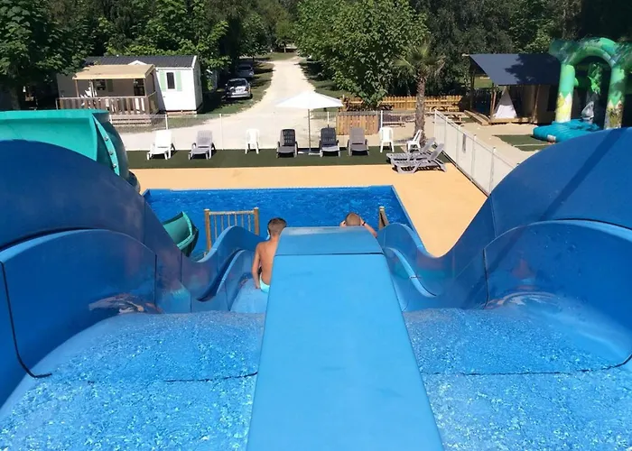 Mobil-home Avec Terrasse - 6 Pers. - Api-1-52-2042 Kamp alanı